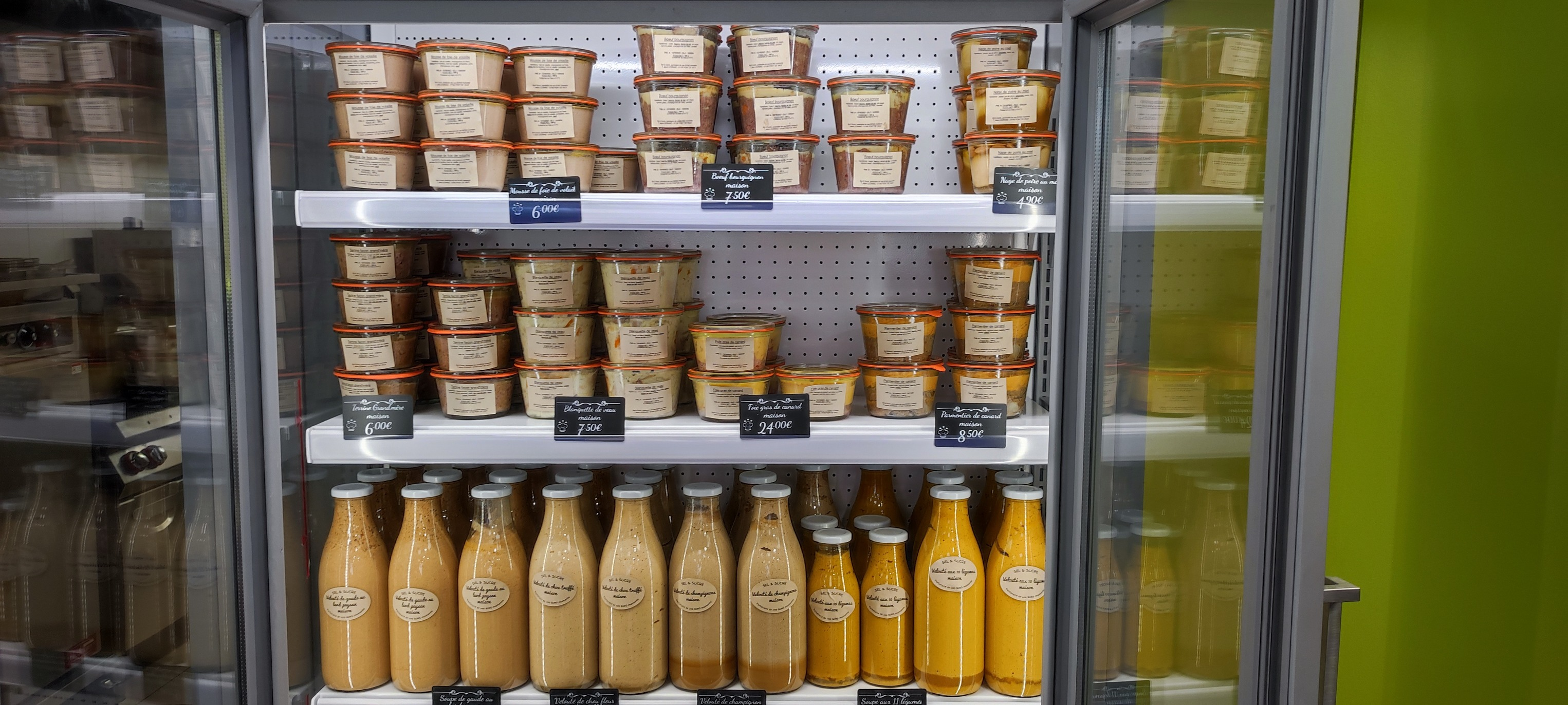 Produits traiteur et épicerie fine en rayon