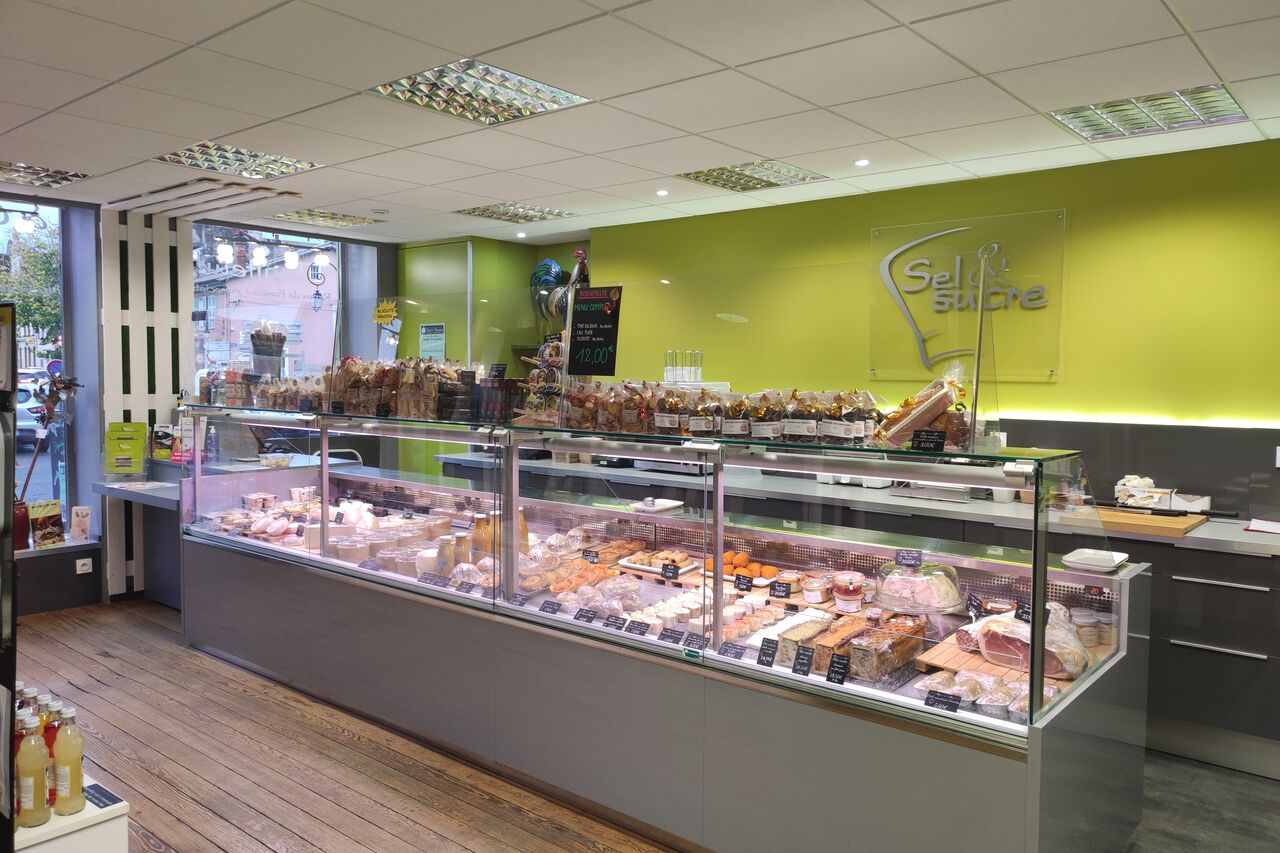 Intérieur de la boutique Sel & Sucre Traiteur à Pont-de-Vaux